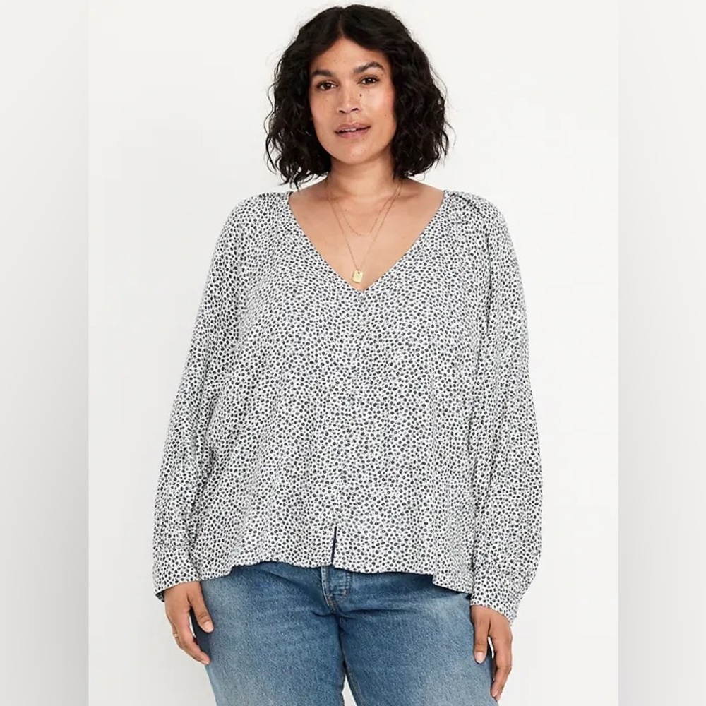Old Navy Jacquard Button-Down Top Navy/White Floral. NWT. size 2XL Petite